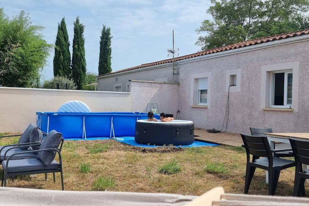 Maison Au Calme Entre Collegues Ou Famille - La Boheme - Saint-Seurin-sur-l'Isle Bagian luar foto